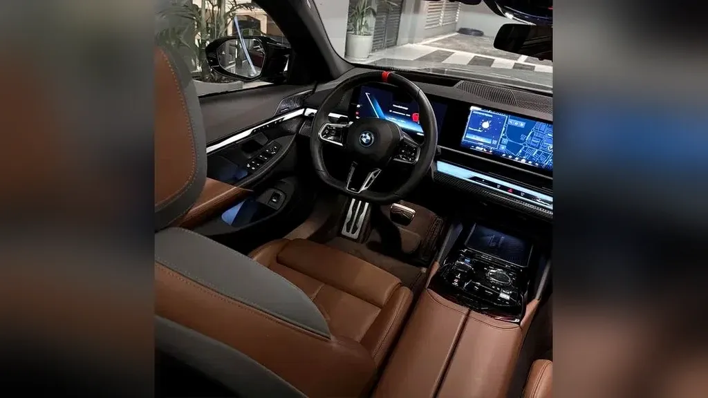 BMW I5 M60 - Imagem 16