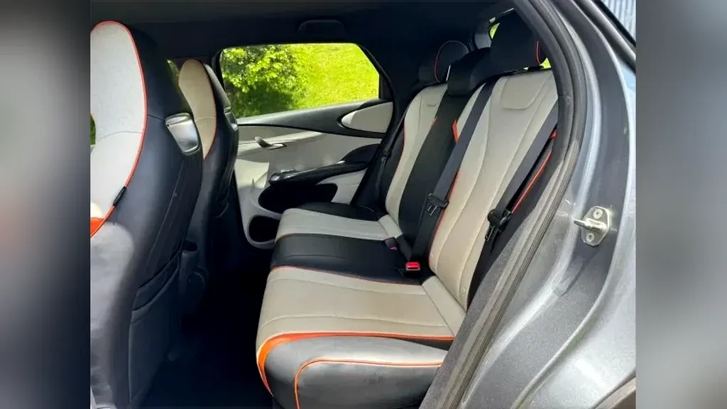 BYD Dolphin - Imagem 12