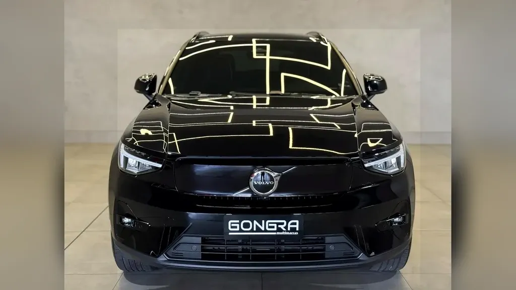 Volvo XC40 Recharge - Imagem 2