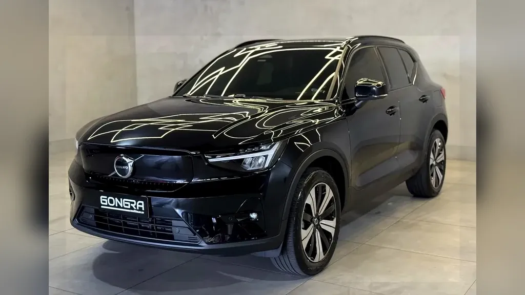 Volvo XC40 Recharge - Imagem 7