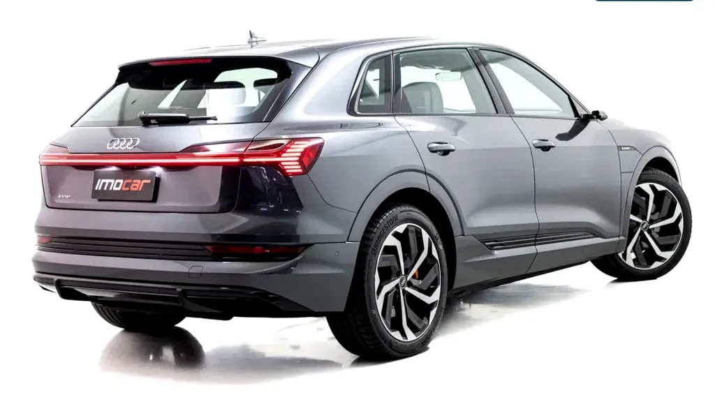 Audi E-tron - Imagem 6