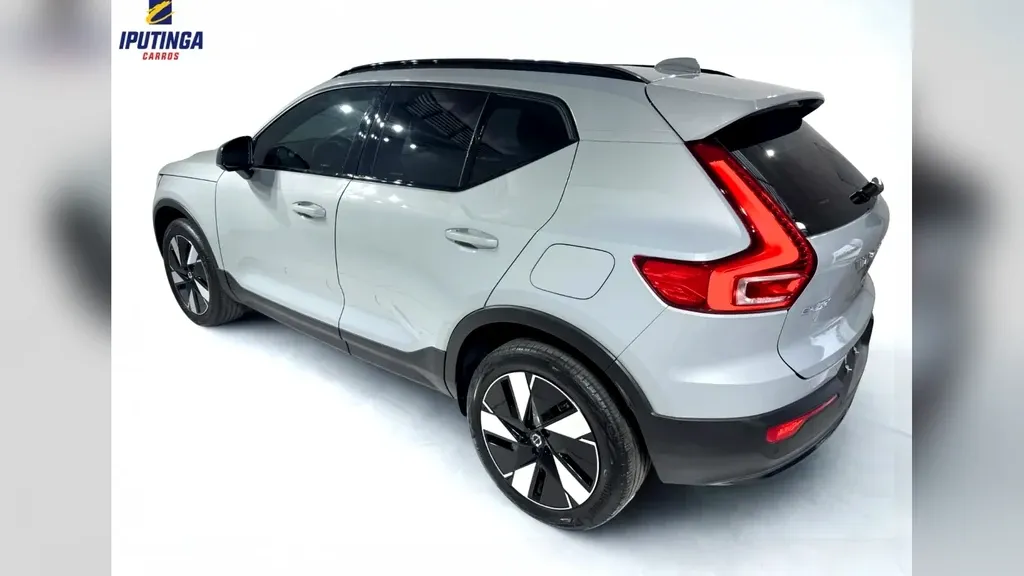 Volvo EX40 - Imagem 6