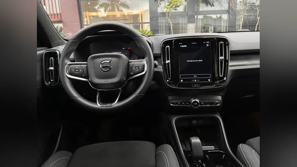 Volvo C40 Recharge - Imagem 9