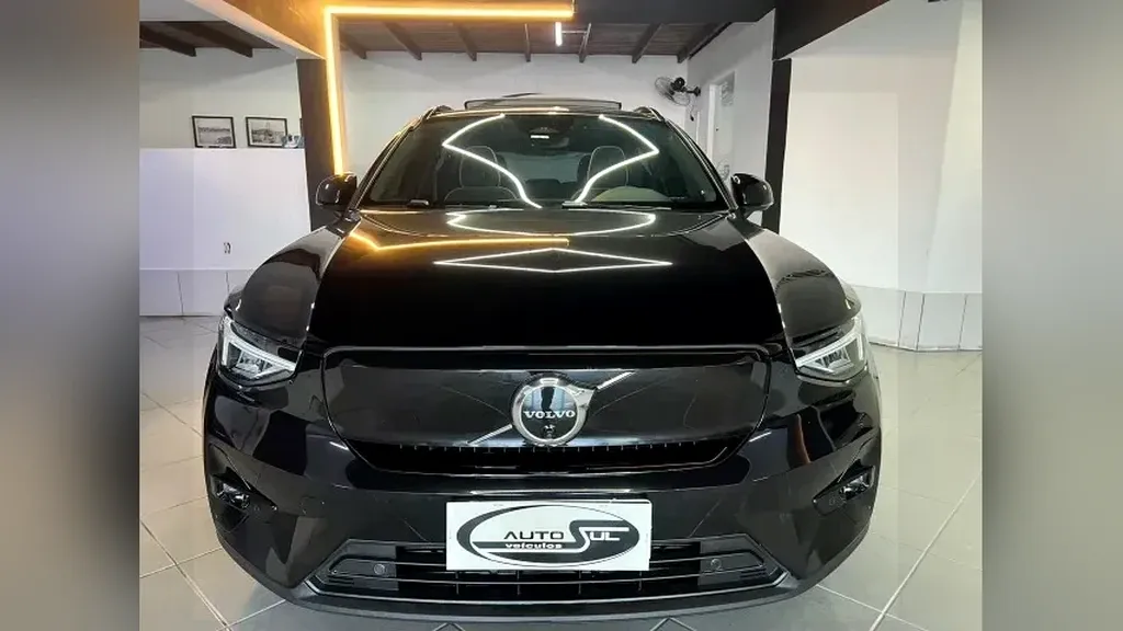 Volvo XC40 Recharge - Imagem 5