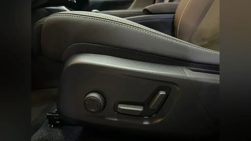 Volvo XC40 Recharge - Imagem 19