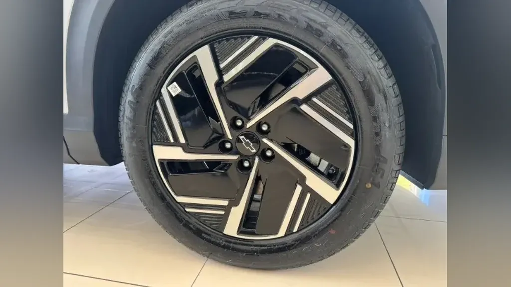 Chevrolet Captiva EV - Imagem 3