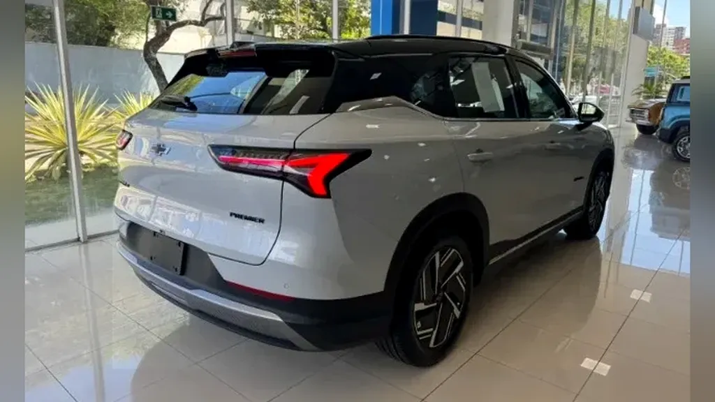 Chevrolet Captiva EV - Imagem 6