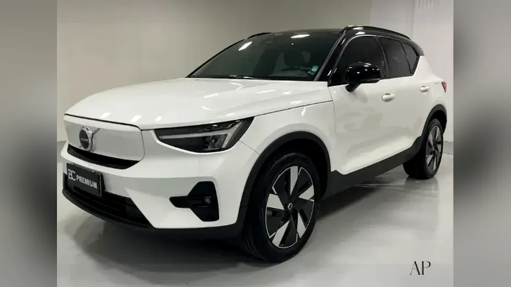 Volvo XC40 Recharge - Imagem 7