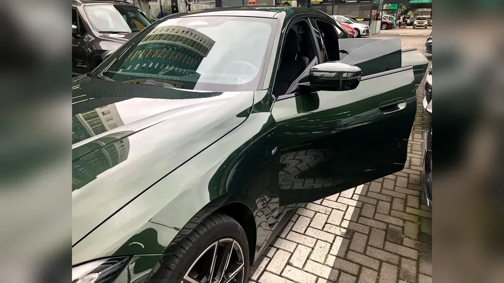 BMW I4 Edrive40 - Imagem 6