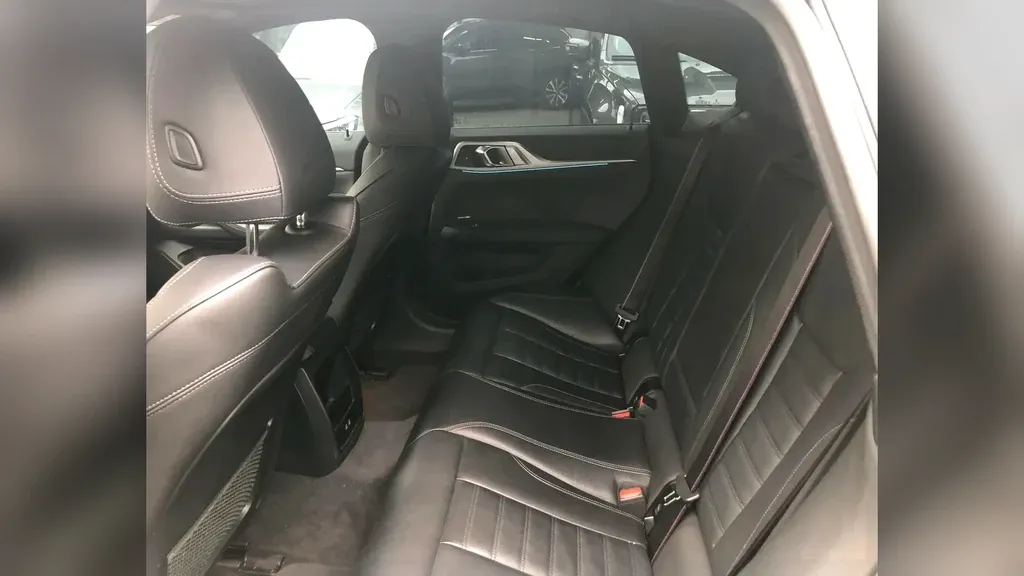 BMW I4 Edrive40 - Imagem 16