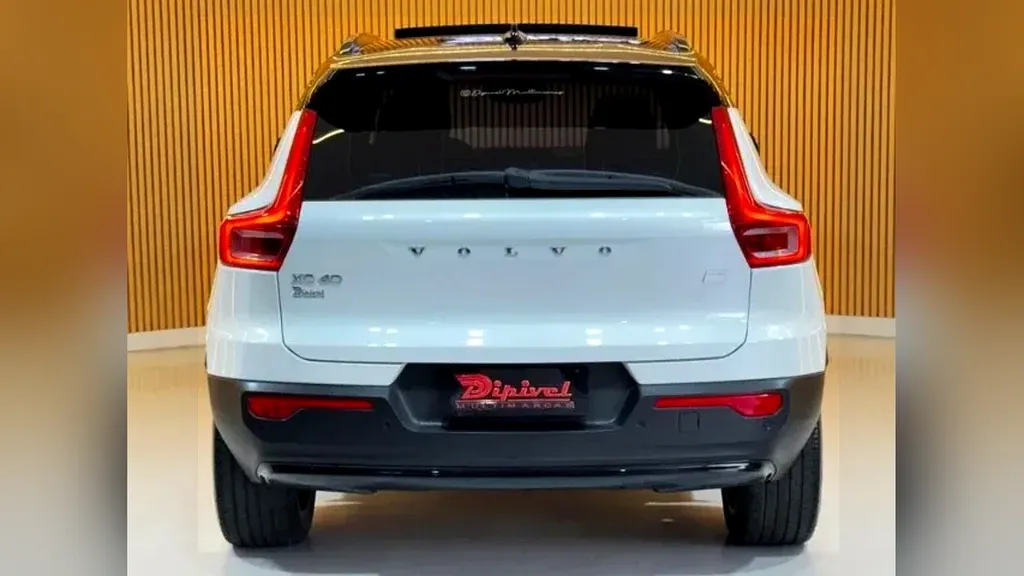 Volvo XC40 Recharge - Imagem 5
