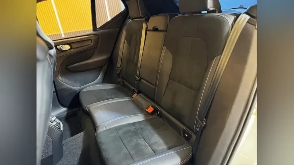 Volvo XC40 Recharge - Imagem 11