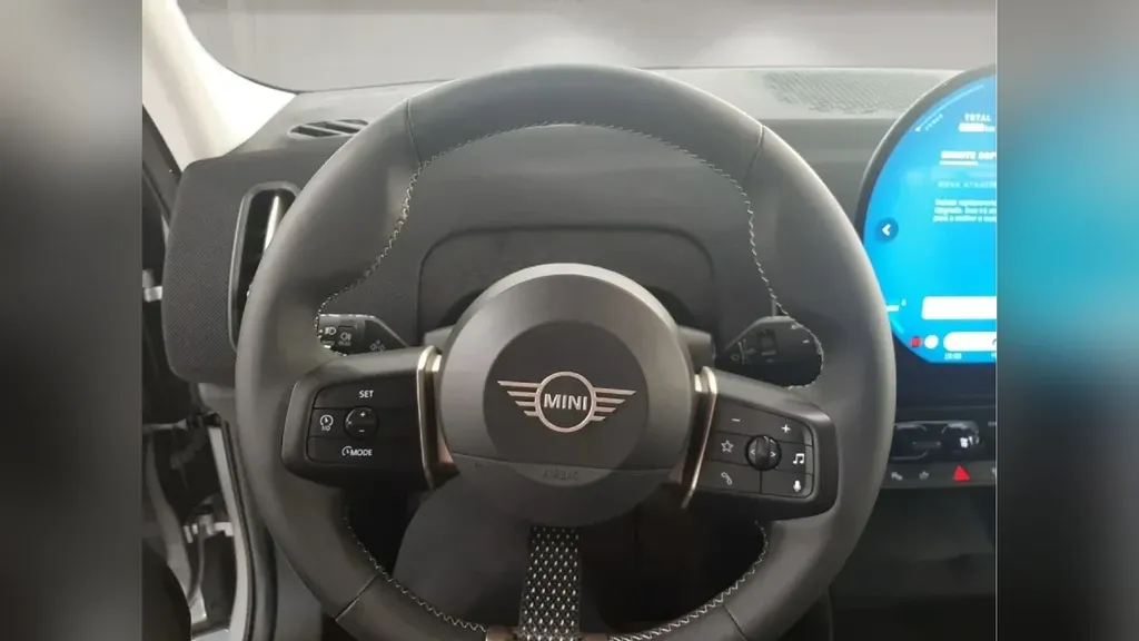 Mini Countryman SE All4 - Imagem 9