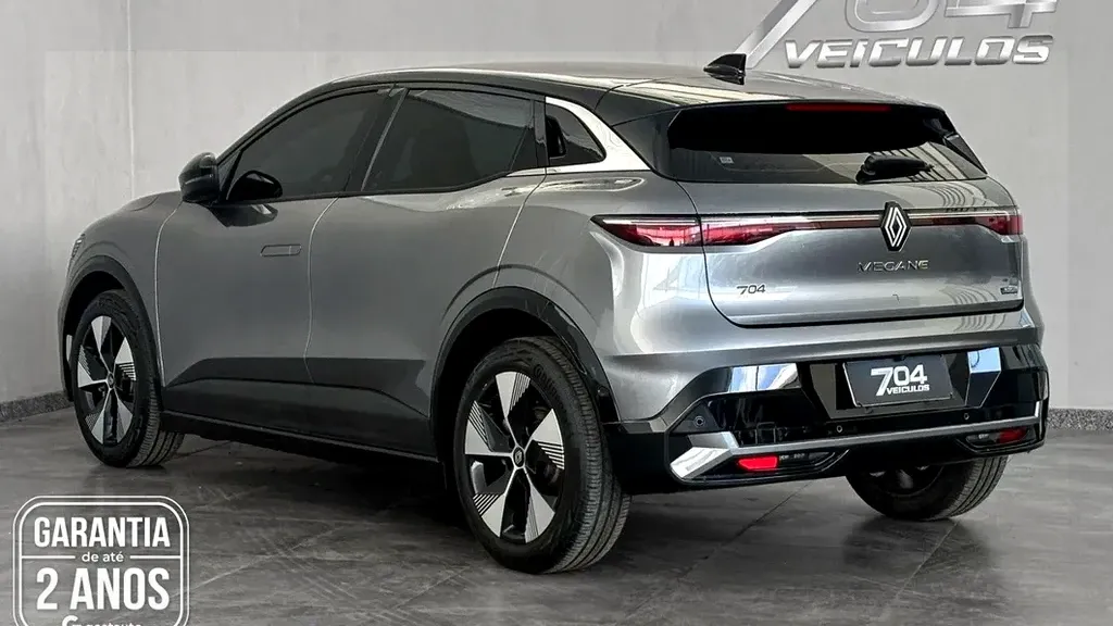 Renault Megane E-tech Electric - Imagem 2