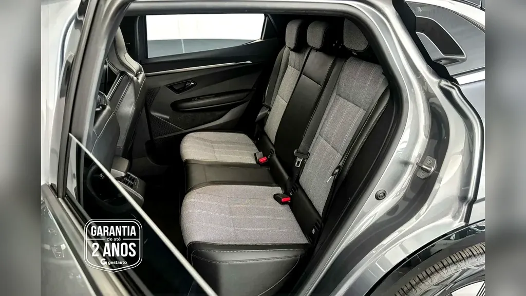 Renault Megane E-tech Electric - Imagem 16