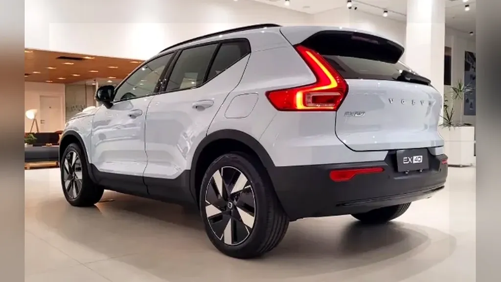 Volvo EX40 - Imagem 6