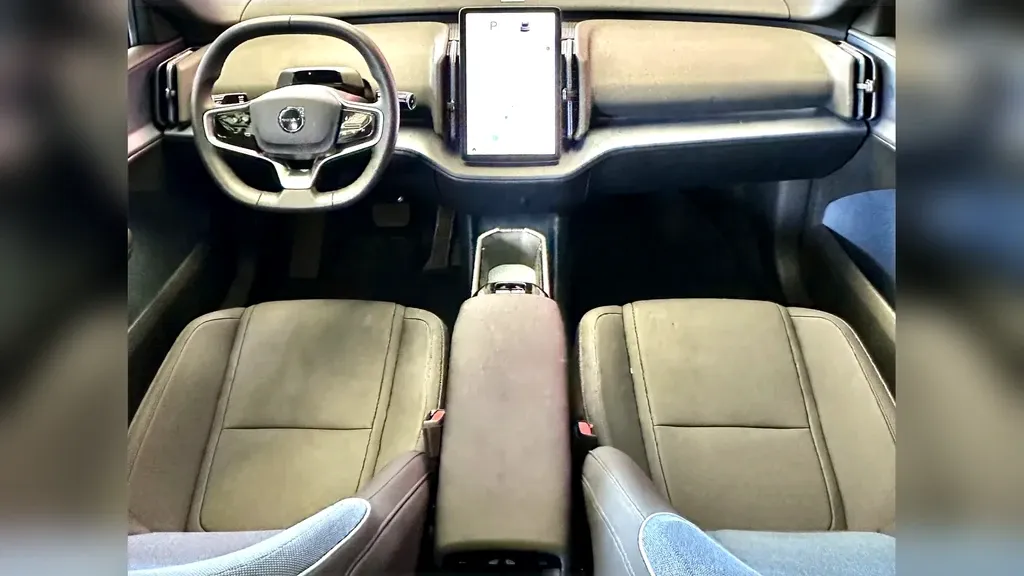 Volvo EX30 - Imagem 19