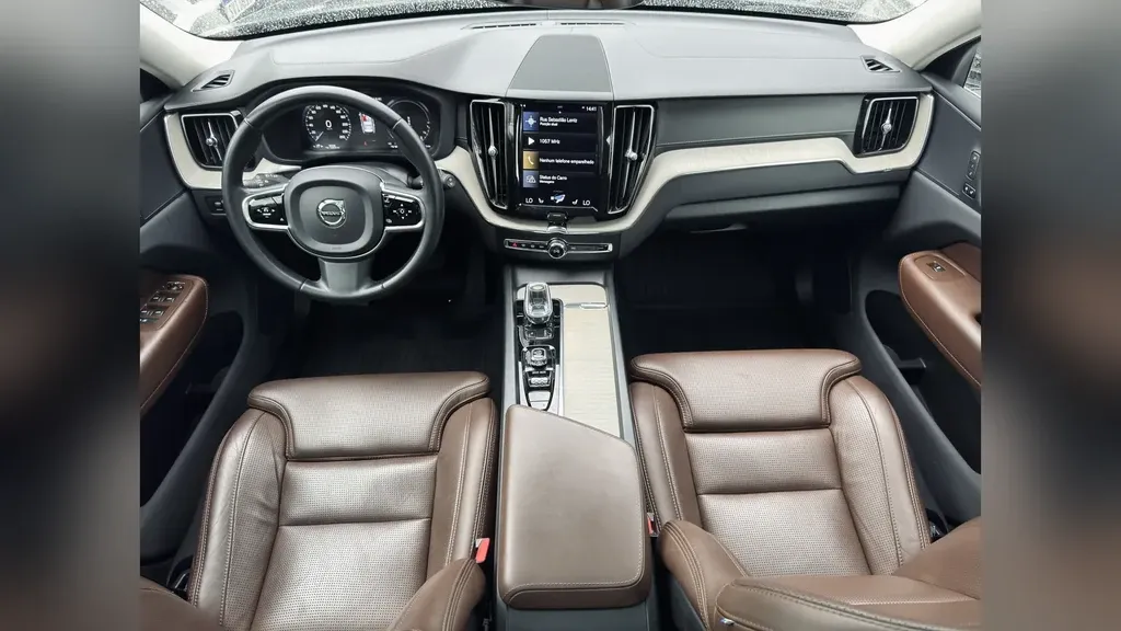 Volvo Xc60 - Imagem 8