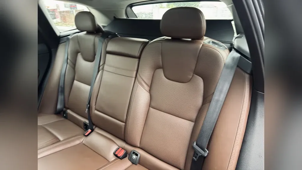 Volvo Xc60 - Imagem 10