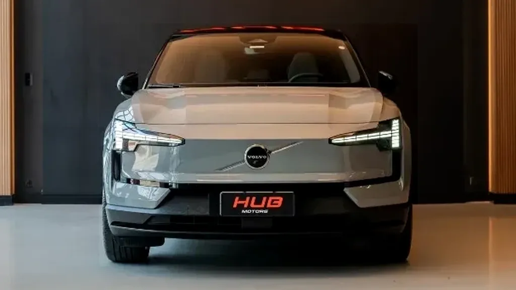 Volvo EX30 - Imagem 2