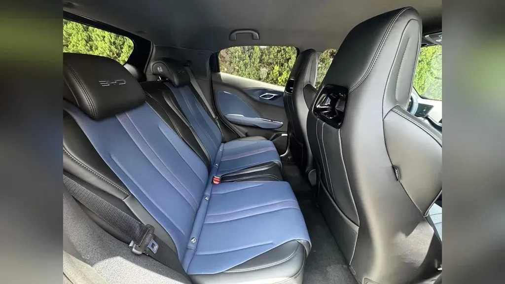 BYD Dolphin - Imagem 12