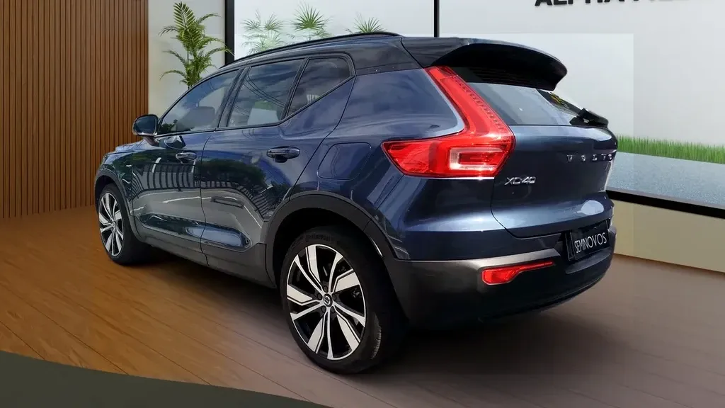 Volvo XC40 Recharge - Imagem 5