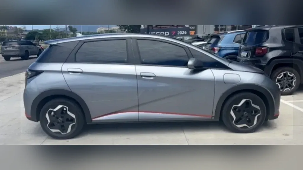 BYD Dolphin - Imagem 4