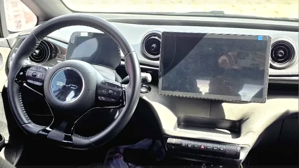 BYD Dolphin Plus - Imagem 12