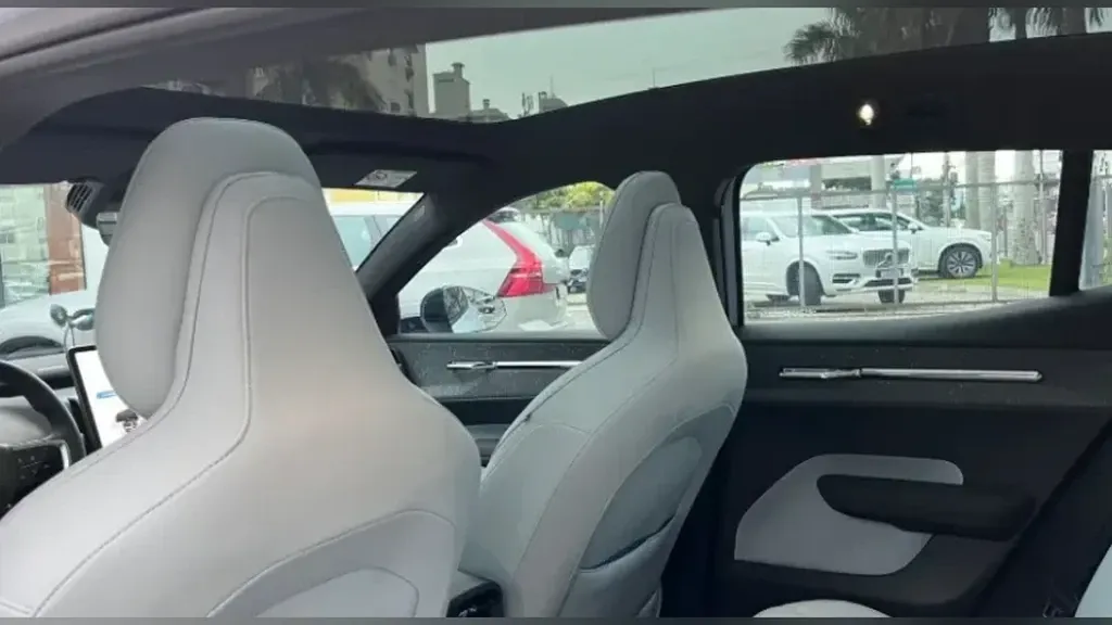 Volvo EX30 - Imagem 10