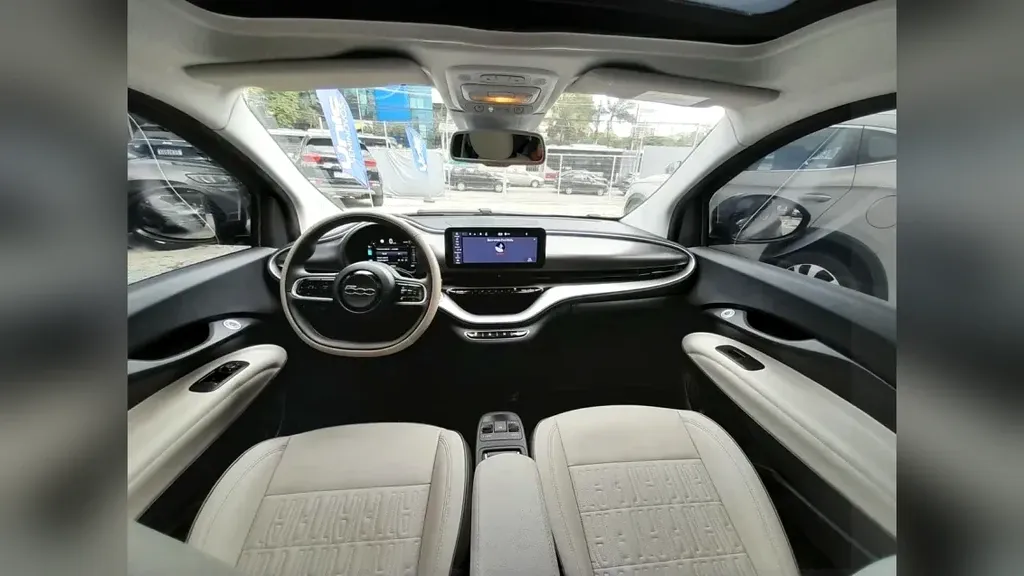 Fiat 500e - Imagem 7