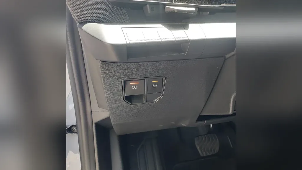 Renault Megane E-tech Electric - Imagem 9