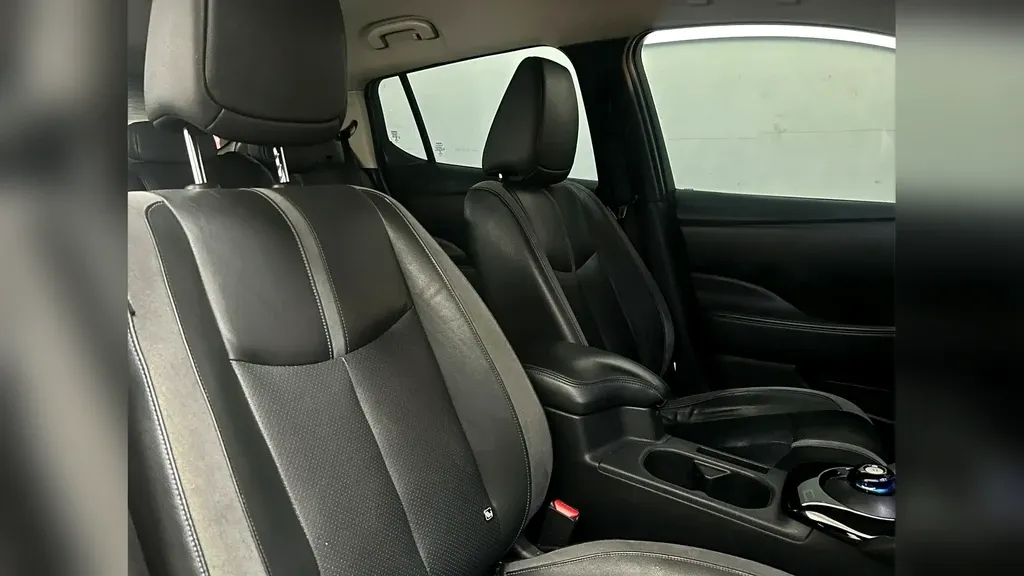 Nissan Leaf - Imagem 8