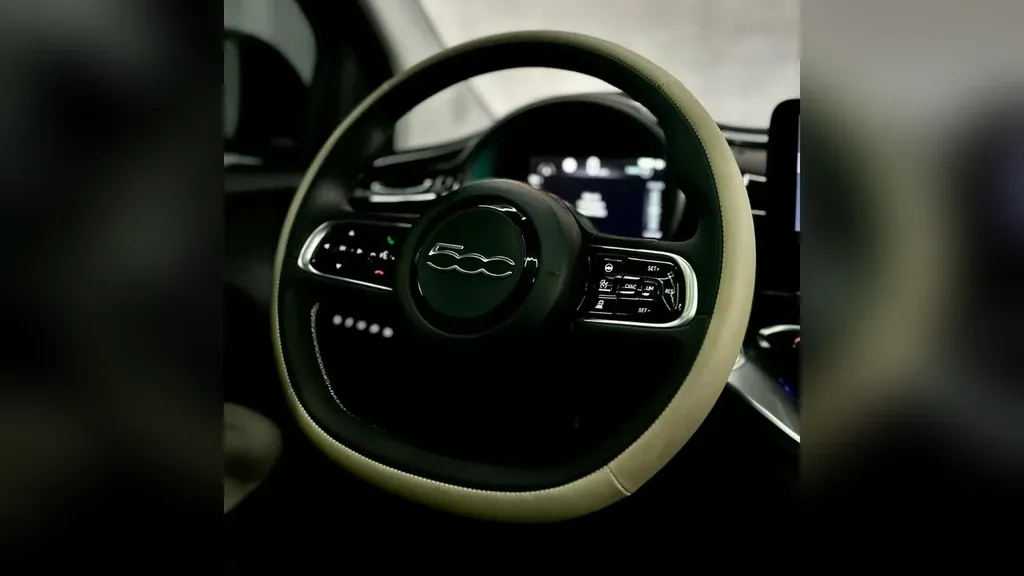 Fiat 500e - Imagem 10