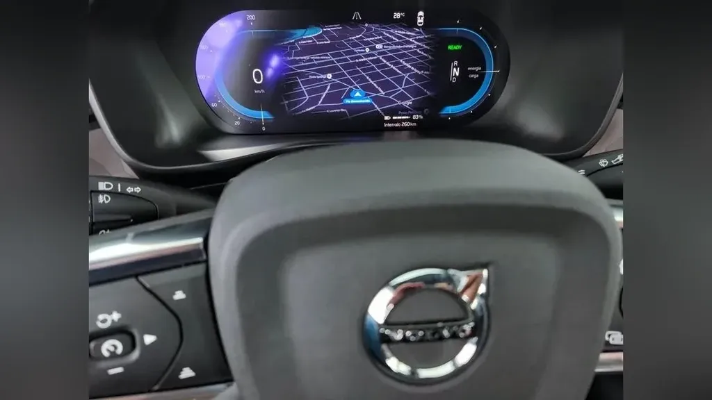 Volvo XC40 Recharge - Imagem 10