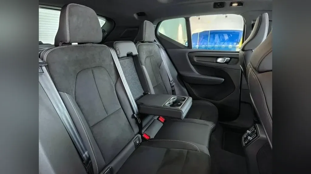 Volvo XC40 Recharge - Imagem 17