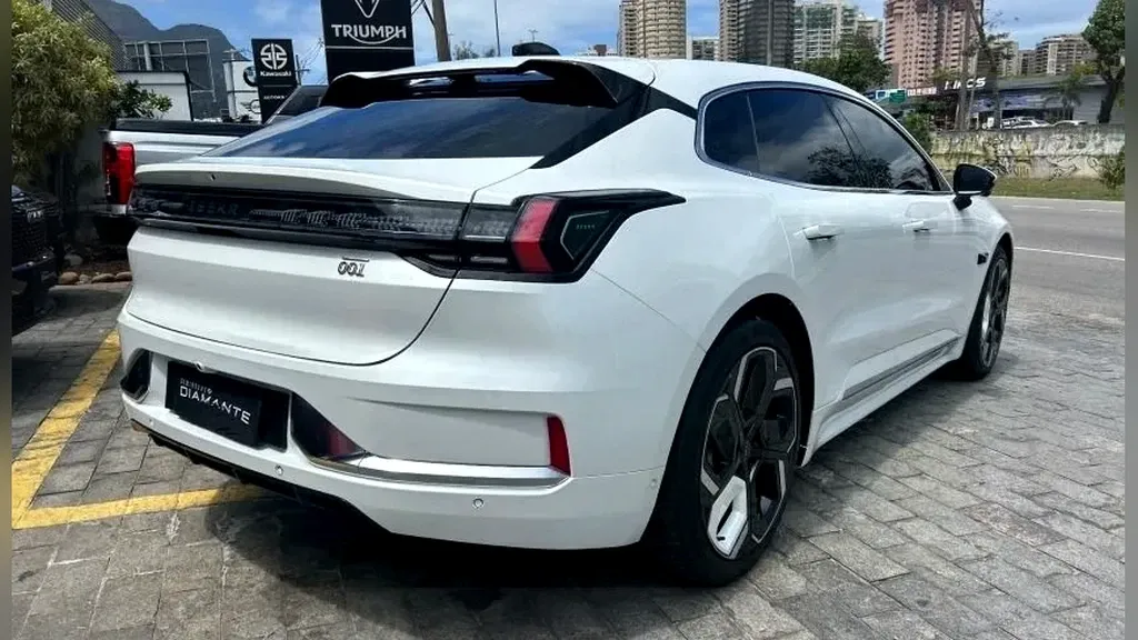 Zeekr 001 - Imagem 16