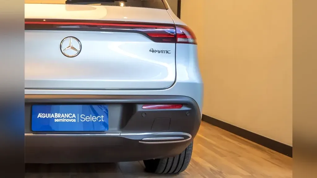 Mercedes Eqc 400 - Imagem 10