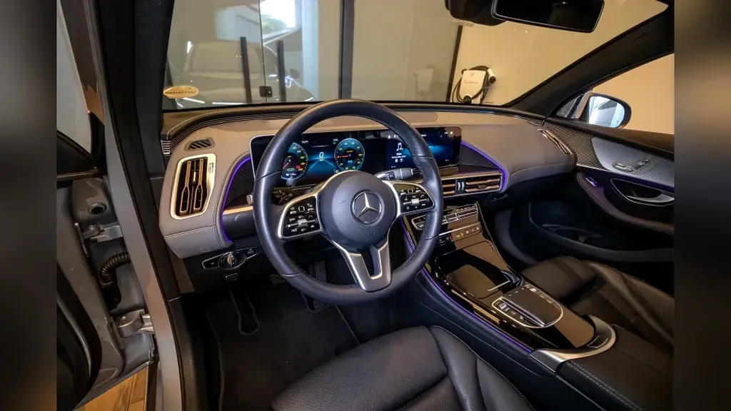 Mercedes Eqc 400 - Imagem 17