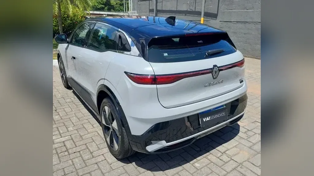 Renault Megane E-tech Electric - Imagem 11