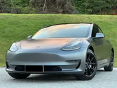 Tesla Model 3 - Miniatura 6