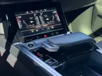 Audi Q8 Sportback E-tron - Miniatura 14