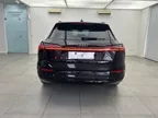 Audi Q8 Sportback E-tron - Miniatura 5