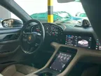 Porsche Taycan - Miniatura 15