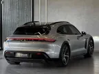 Porsche Taycan - Miniatura 4