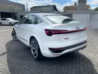 Audi Q8 Sportback E-tron - Miniatura 2