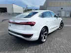 Audi Q8 Sportback E-tron - Miniatura 4
