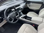 Audi E-tron - Miniatura 8