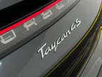 Porsche Taycan - Miniatura 11
