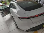 Porsche Taycan - Miniatura 8