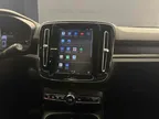 Volvo XC40 Recharge - Miniatura 17